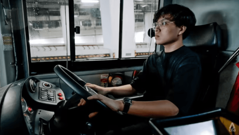 100+Bus Driving Jobs in Singapore