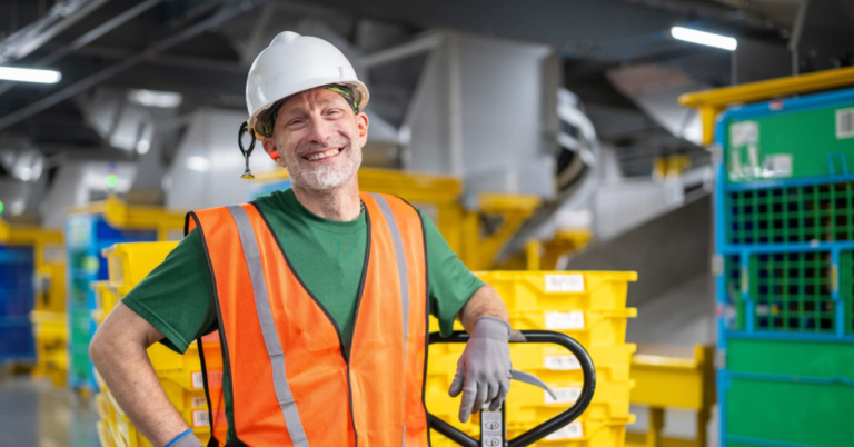 Factory Workers Jobs in the USA Career Guide